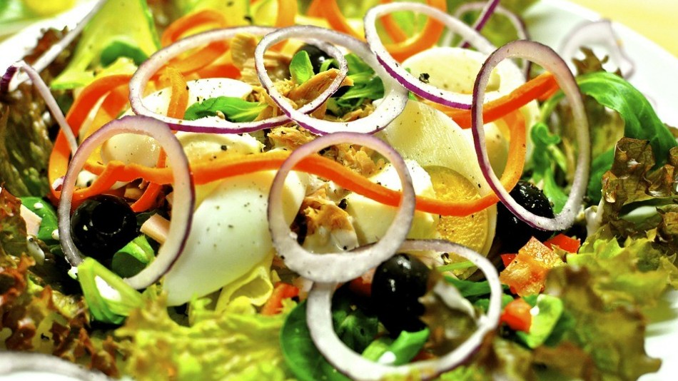 Салат Нисуаз. Французский салат с тунцом | Рецепты Онлайн