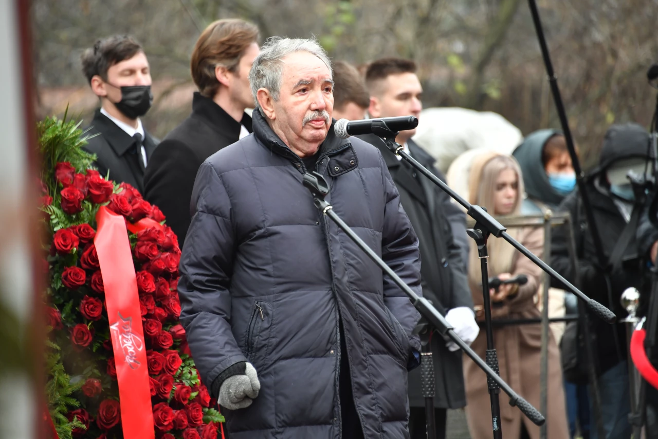 какой журналист скончался сегодня в москве